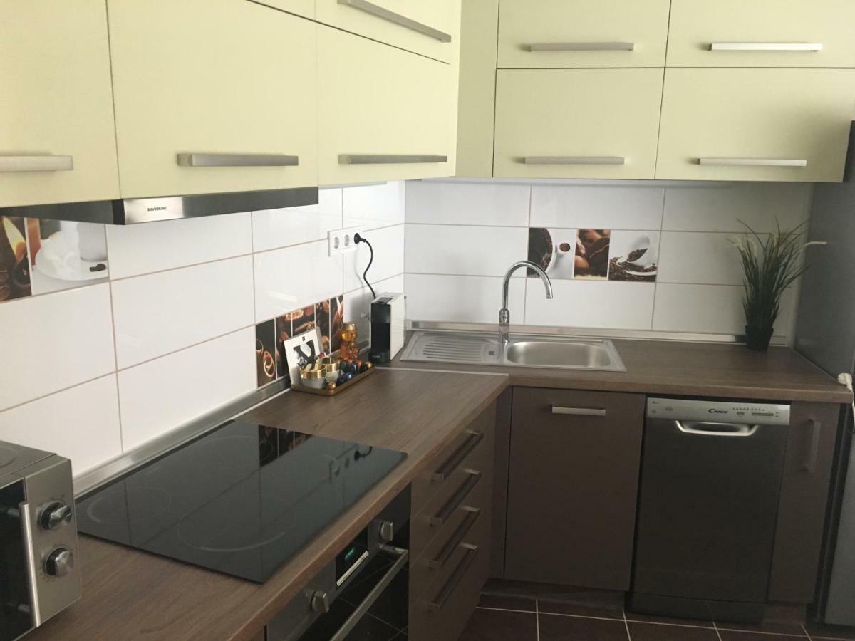 Pisztacia Apartman Apartment Eger Exterior photo